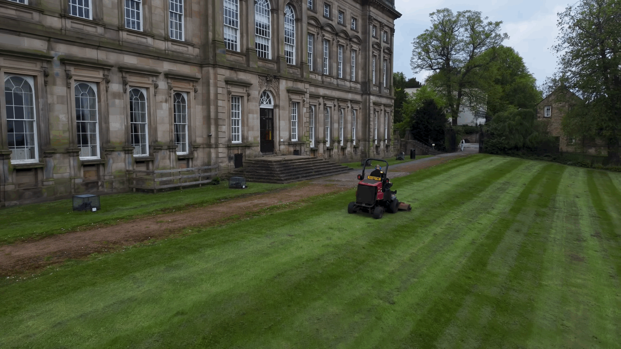 Highlighting landscaping and commercial solutions for Oakbrook Services - Fenti Marketing